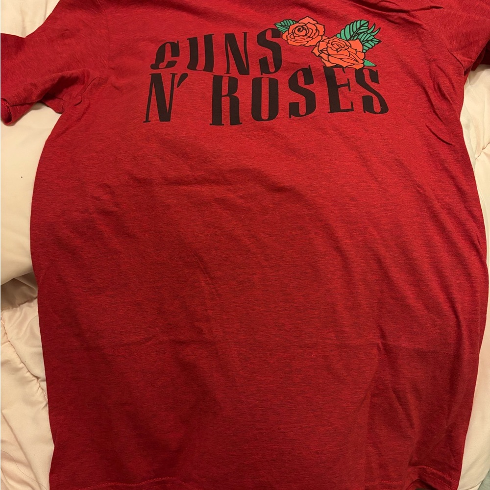 Guns N' Roses Women's Red Short Sleeve Tee